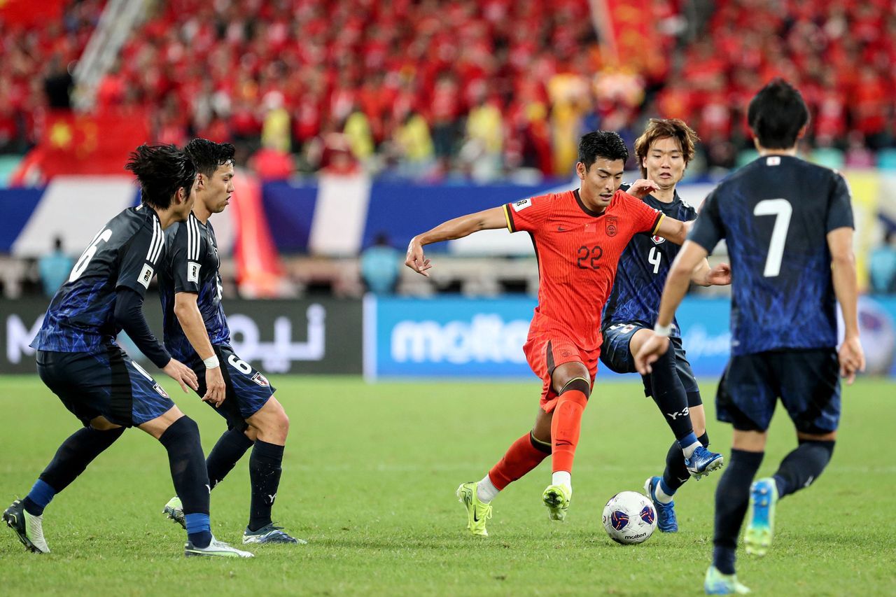 申花与津门虎历史共计交手47次，战绩为20胜17平10负